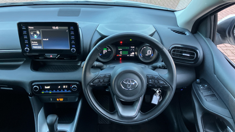 Toyota Yaris 1.5 Hybrid Design 5dr CVT Hybrid Hatchback